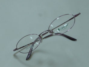 南京东路写字楼新开专业眼镜直销店 专业医学验光，一线产品近成本价销售